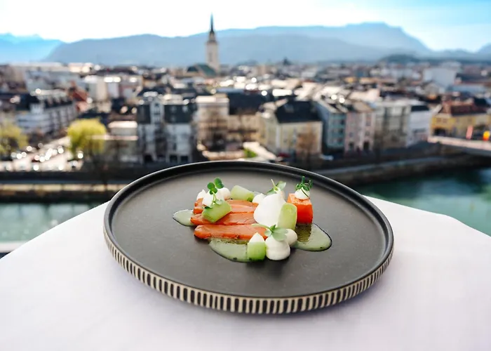 Hotel Voco By Ihg 4*